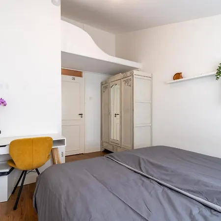 Appartement Casa 82 *